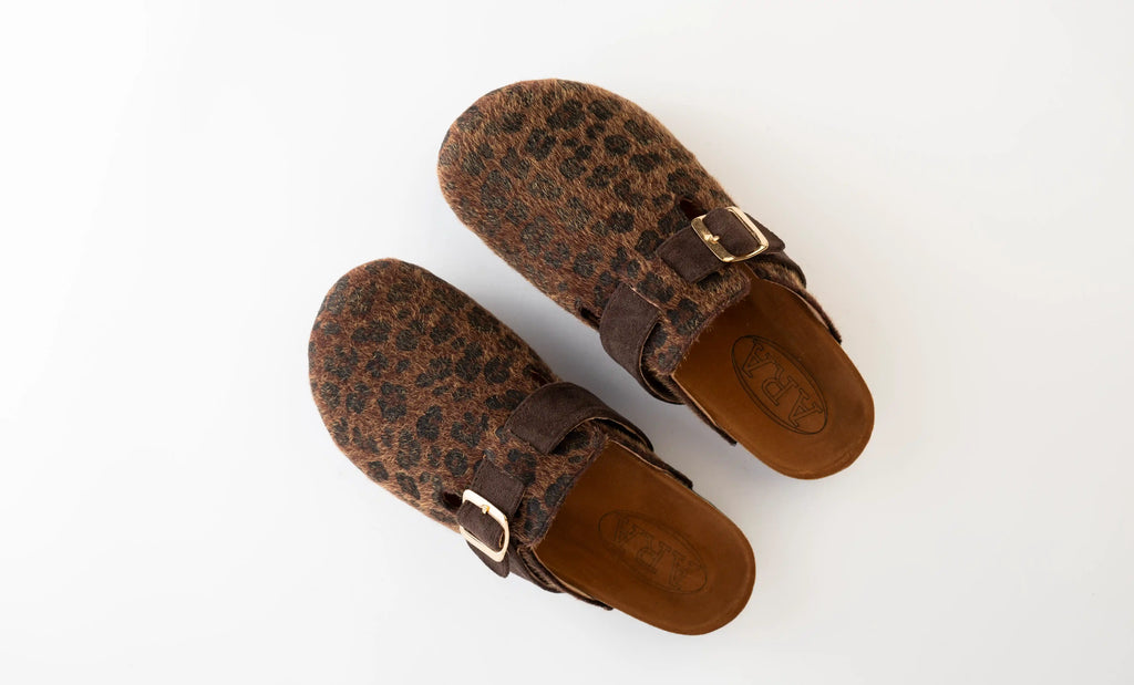 Clogs-Dark leopard