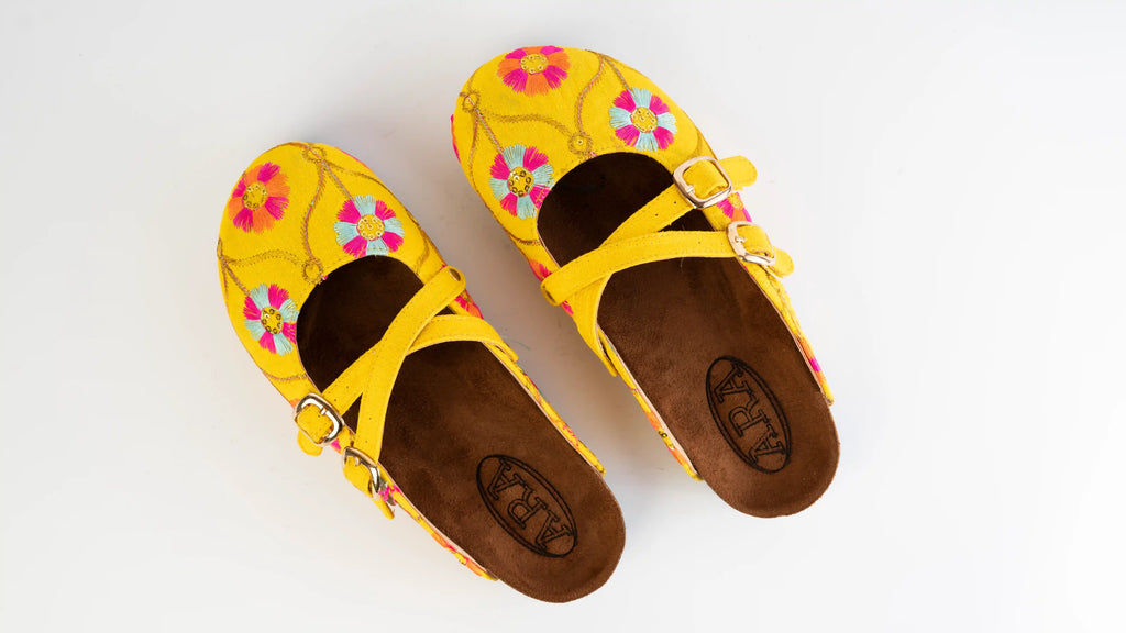 Mary slipper-Yellow Floral