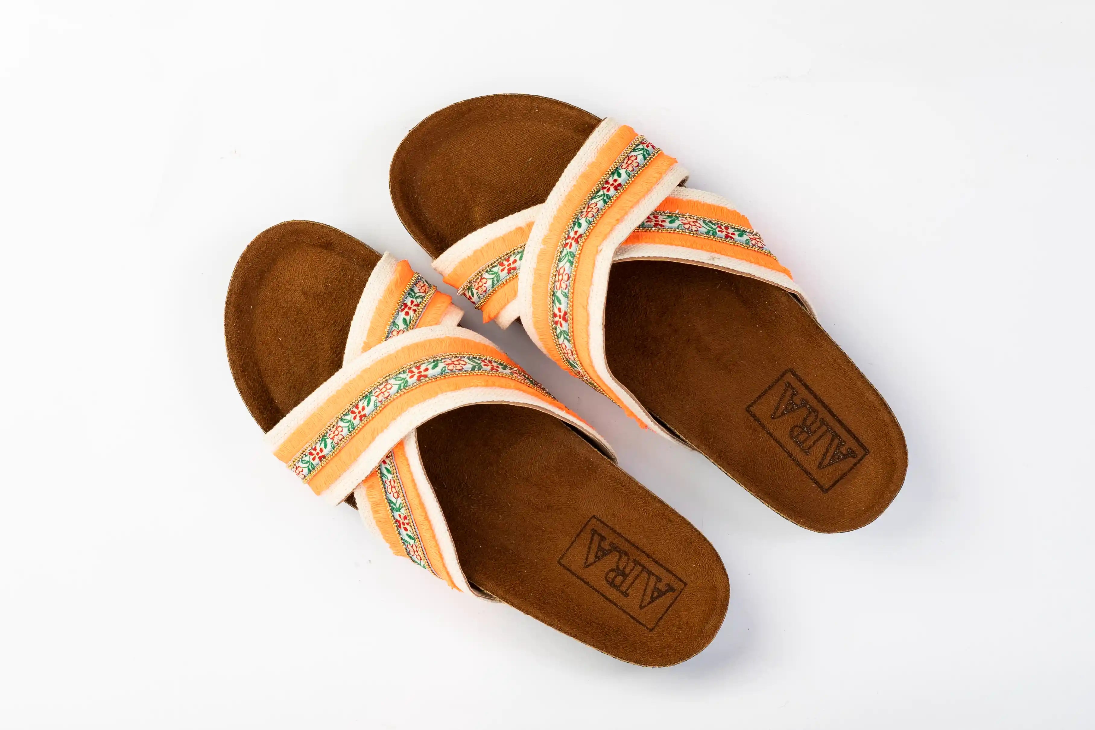 Slipper-Apricot Garden