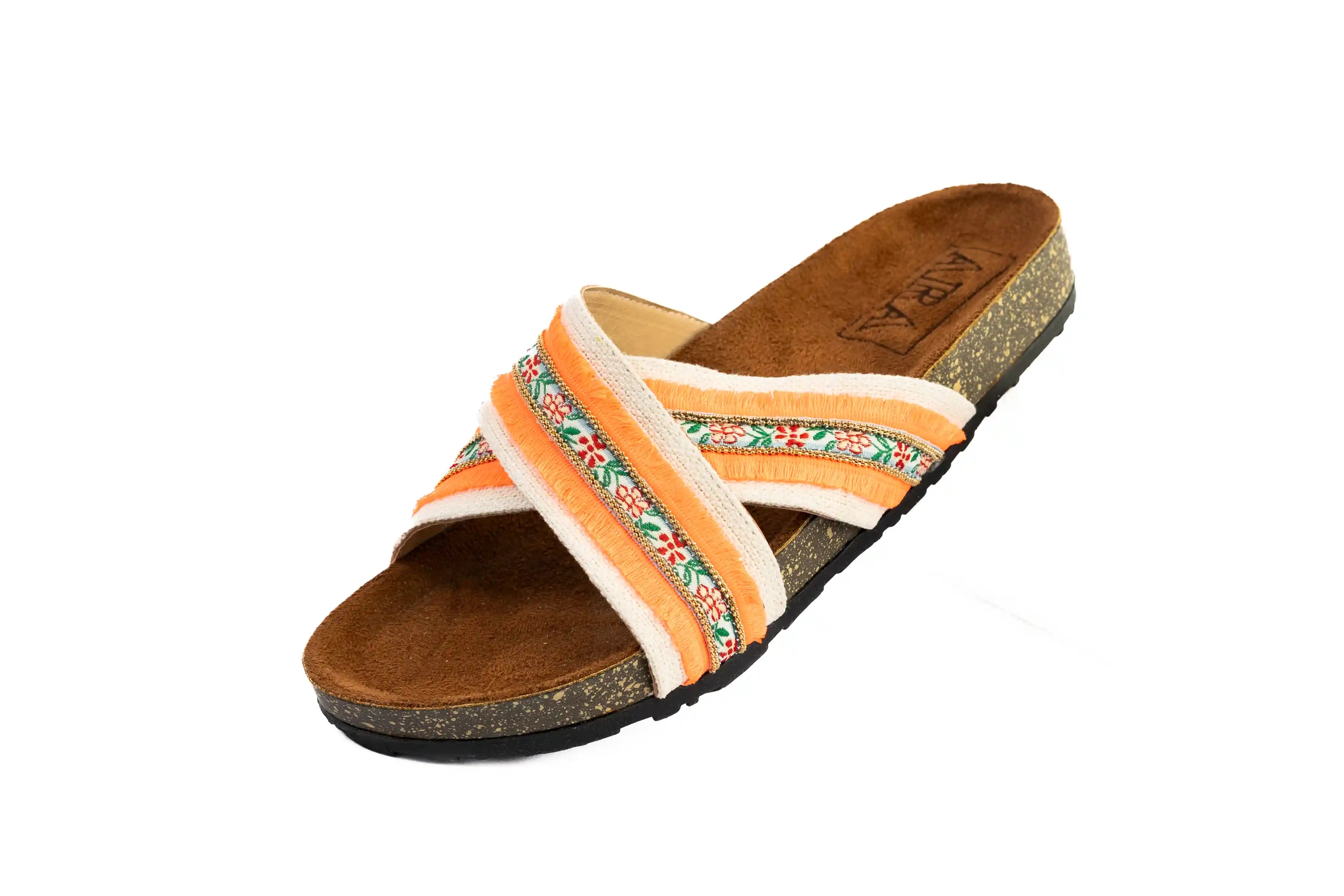 Slipper-Apricot Garden