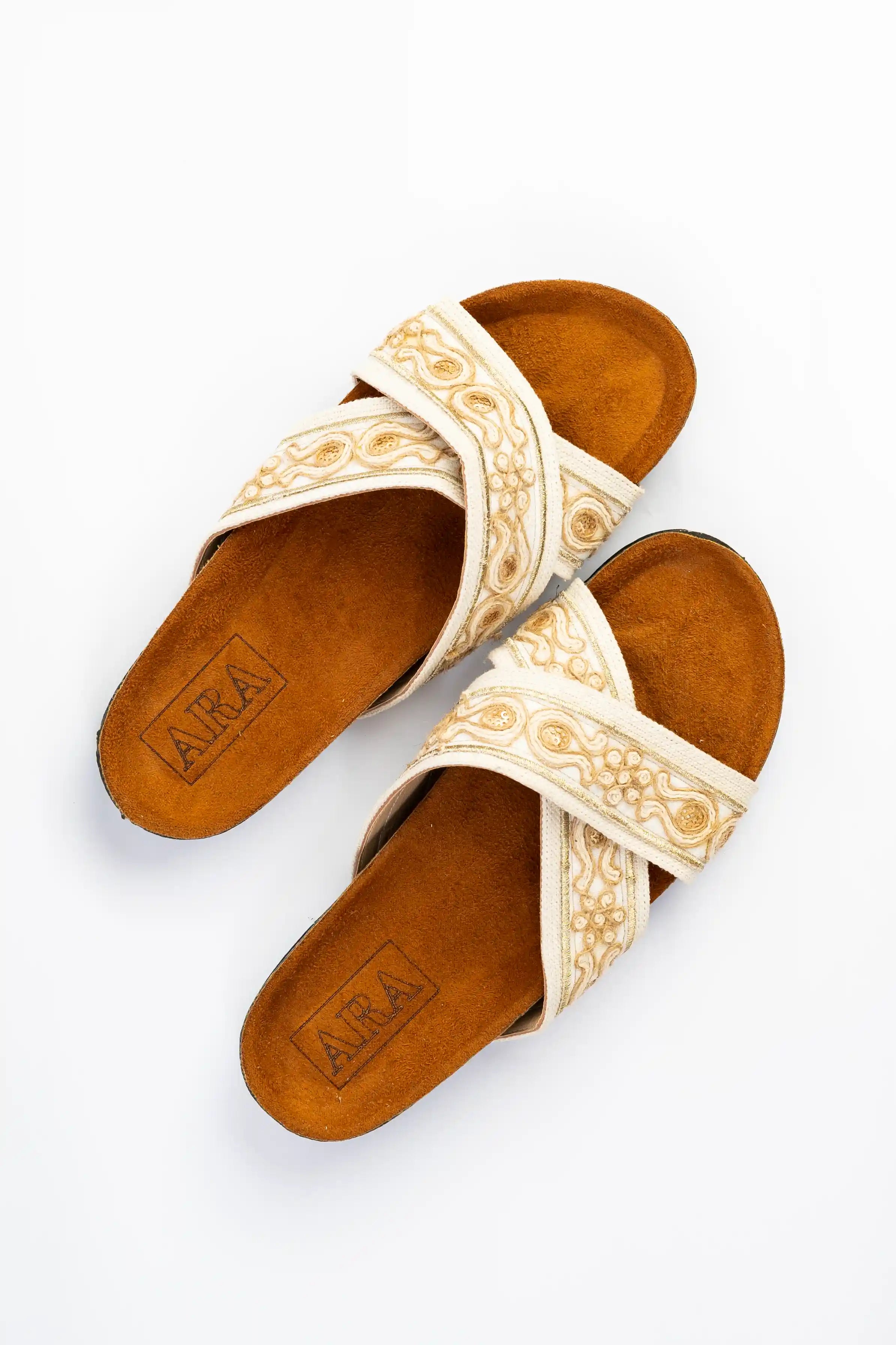 Slipper-Golden Sands