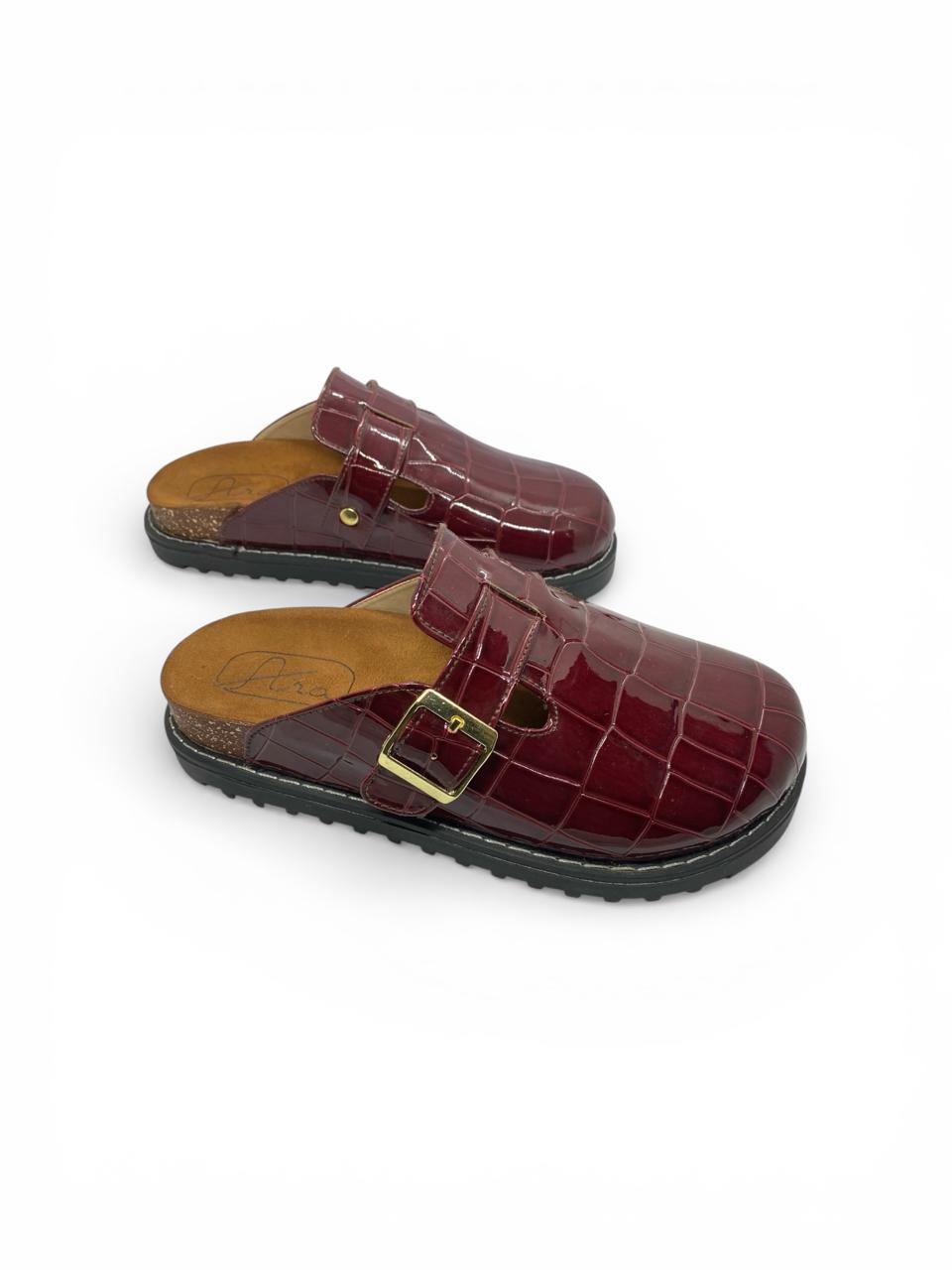 Clogs-Burgundy Patent
